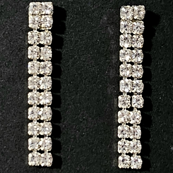 Rhinestone earrings, elegant drop style with Sterling Silver studs - Picture 6 of 6